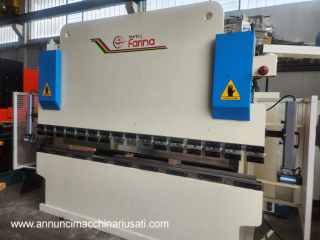 Dobladora de chapa Farina mod PFO/PS/N 110/30
