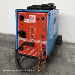  Soldadora tig usada para soldar aluminio ALUTIG 200 ac/dc 2 y 4 veces 