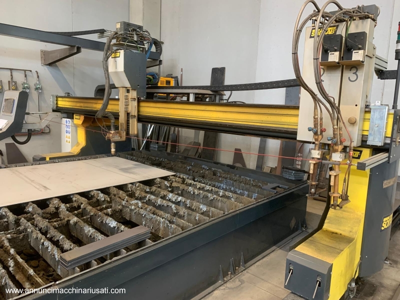 HD plasma cut + 3 ossitaglio torches, bench 3000 x 12000 mm 