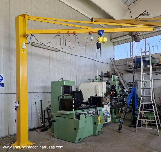 JIB CRANE 250 KG.