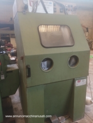 Automatischer Sandblaster mit Korb