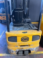 مصعد OM الكهربائي Trolly XE20 3AC المستخدمة