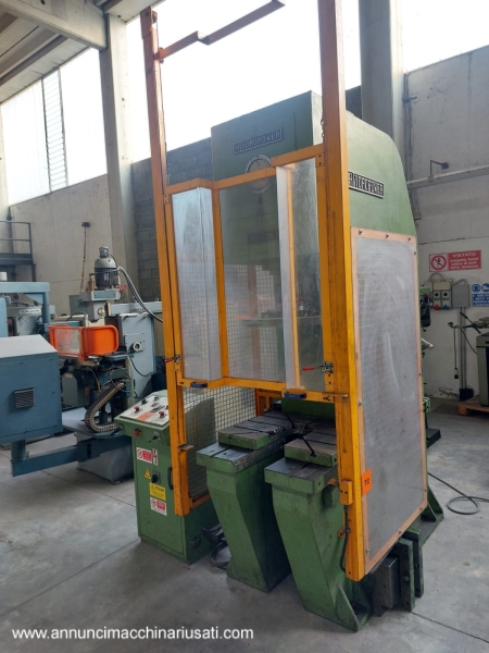 Press Hydromatic 50 ton
