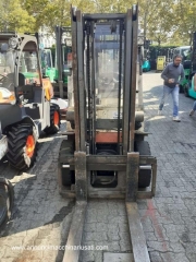 Nissan FJ02-30 Carrello Elevatore Diesel 3 t – Bologna