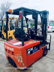 Nissan FJ02-30 SR833 Carrello Elevatore Diesel 3 t – Bologna