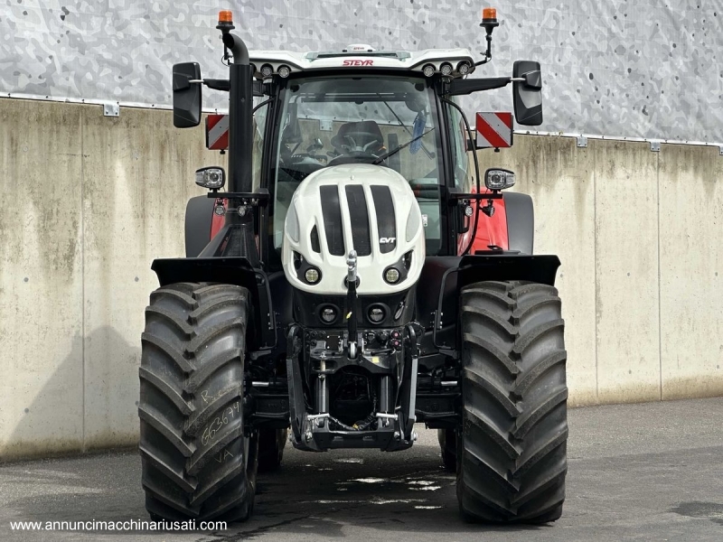 Trattore Steyr 6340 Terrus CVT – 340 CV, 2024, Usato in Eccellenti Condizioni