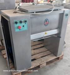 IMPASTATRICE INOX PER CARNE