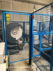 Cellule robotisée Kawasaki de 30 kg pour le nettoyage des métaux 