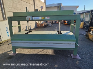 PRESSA OLEODINAMICA PER LEGNO ORMA