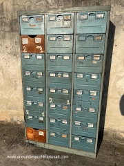 Cassettiere in metallo usate