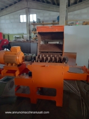 MULINO A MARTELLI PER RAFFINARE LEGNO