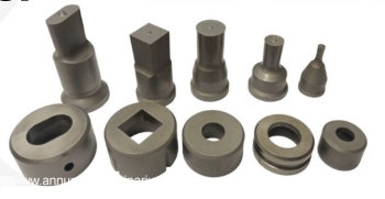 اللكمات ويموت