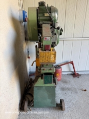 Cesoia Punzonatrice meccanica Omera