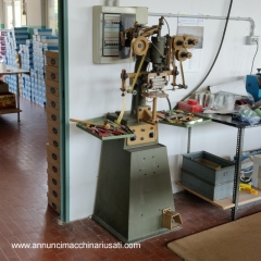 Macchina timbratrice per sottopiedi