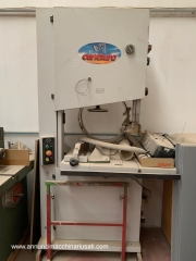 Sega a nastro CENTAURO SP700 a norme CE