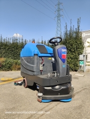 Lavapavimenti Dulevo Boost 300.10