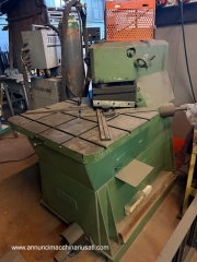 RAINER MOD 250/6 WINKEL-AUSKERBMASCHINE 