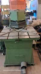 MACHINE À ENCOQUER À ANGLE FIXE RAINER MOD 250/6 