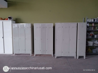 ARMADIETTI SPOGLIATOIO
