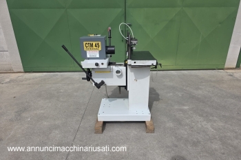 Cavatrice a 1 punta con piano girevole e testa mobile