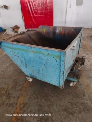 TIPPING BUCKET BODY WITH WHEELS