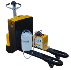Electric pallet truck with traction and battery, 1600 kg capacity, CAT NPP16N2