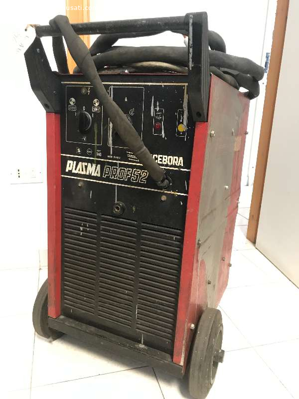 Découpe plasma professionnelle Cebora 52