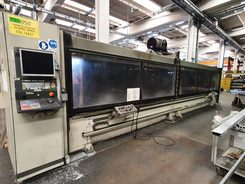 4-axis machining center Comet Emmegi Pendolare Isola