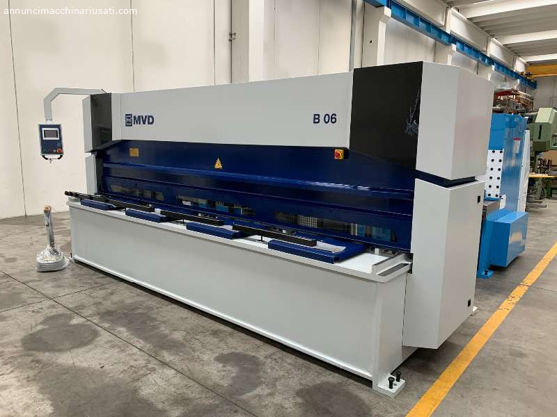 MVD 3100 X 10 mm shears complete with pneumatic support