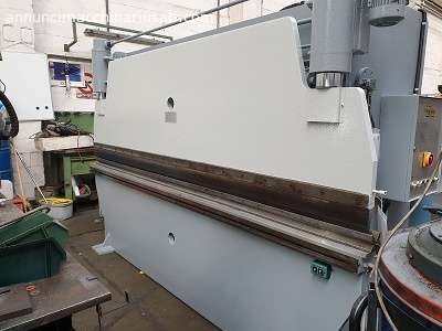 DOBLADORA BL 3000 X 40 TONELADAS