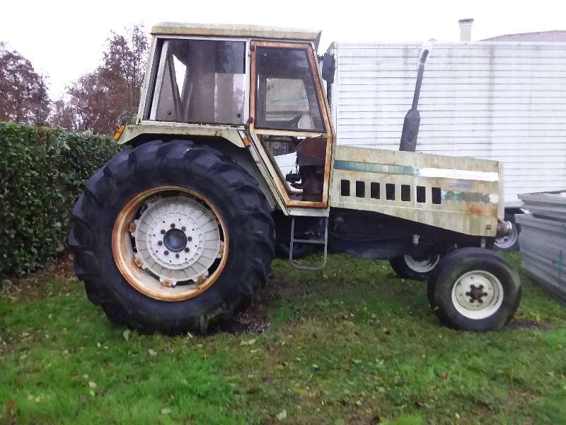 Tracteur Lamborghini 110 ch