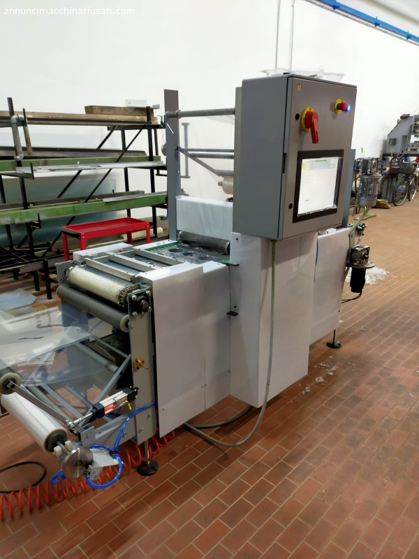 Machine d&#39;emballage automatique en bobine