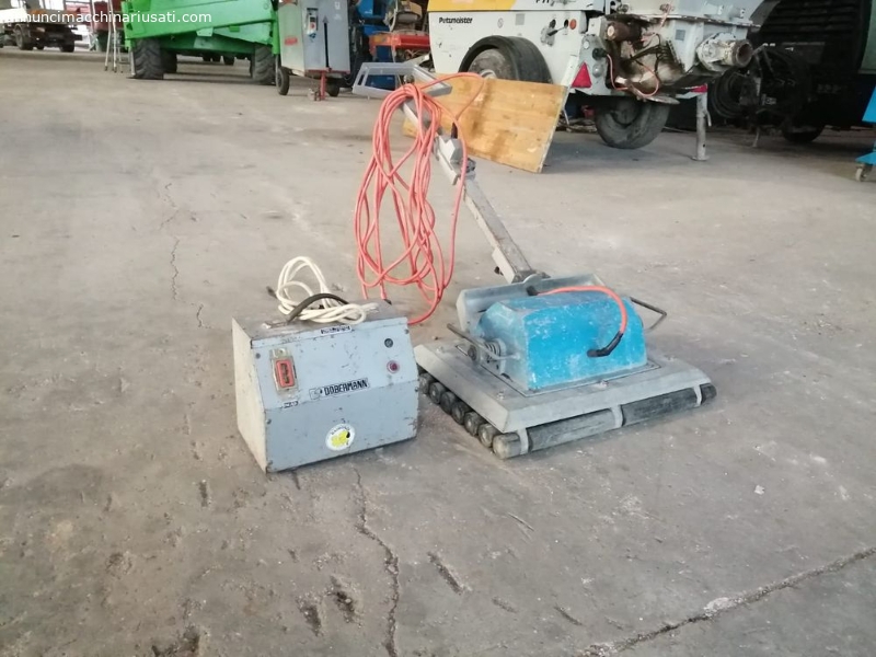 Battipiastelle elettrico Raiomondi, 9 rulli