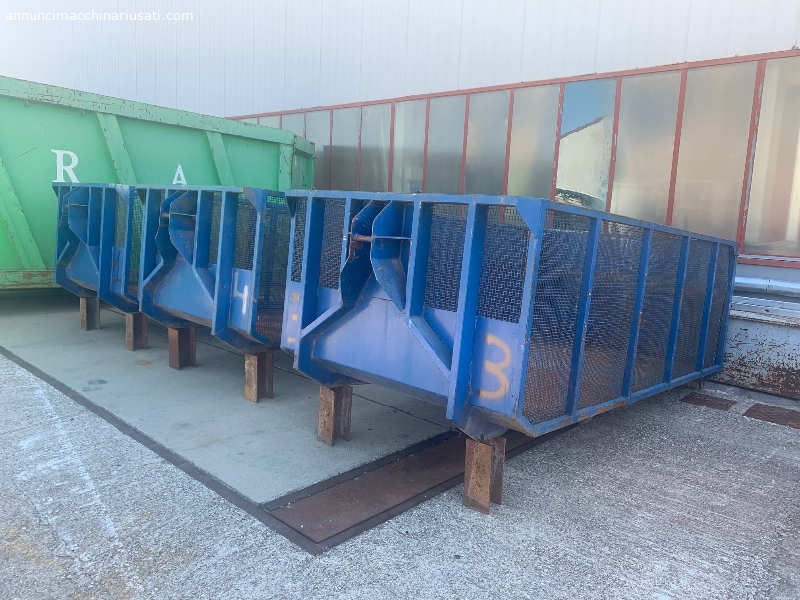 Conteneurs roll-off de 1,65 x 3,30 mètres, capacité 500 litres