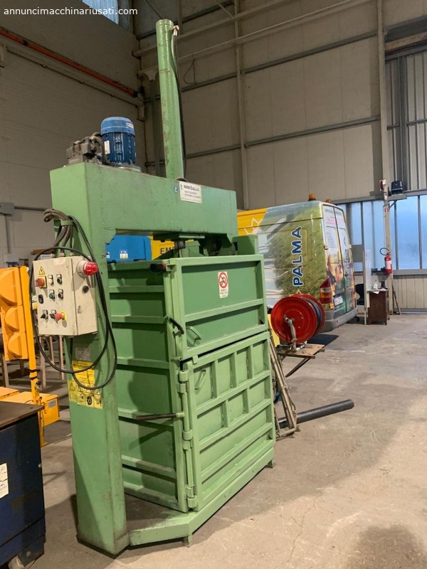 Hydraulische Papierpresse