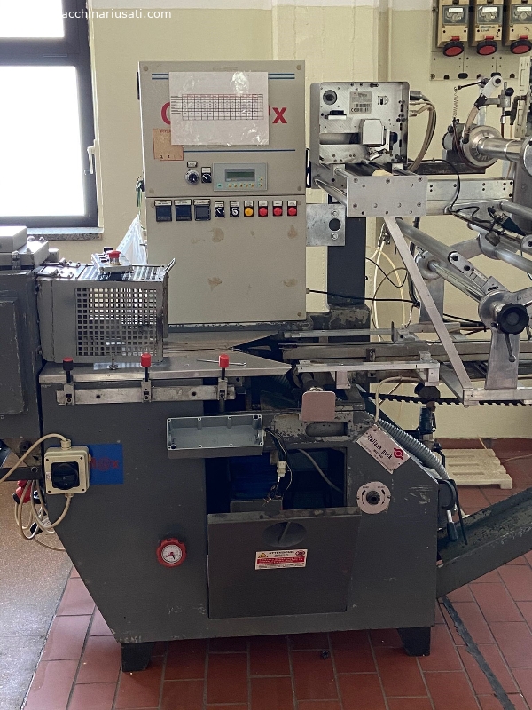 Máquina envasadora FLOWPACK Italiana
