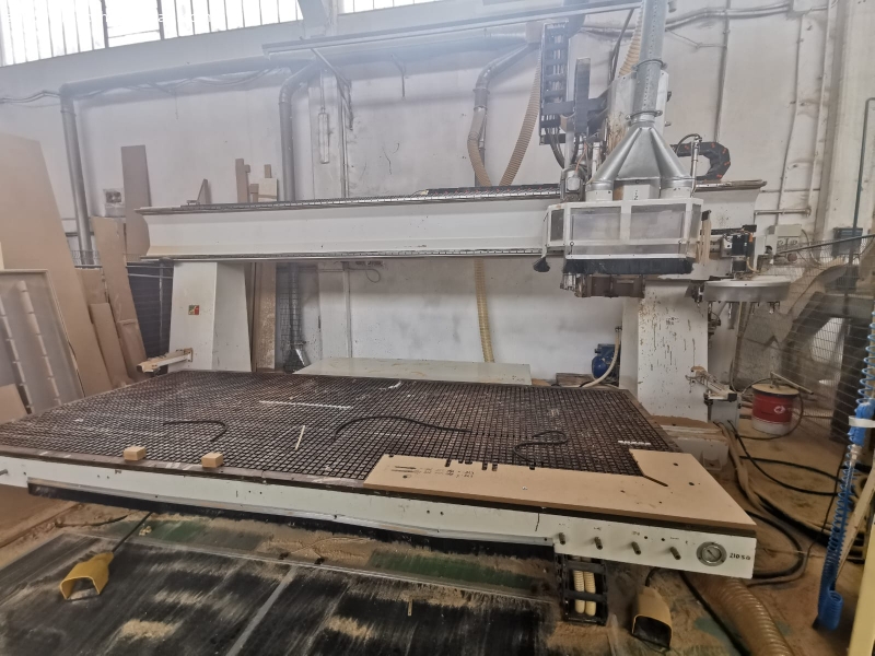 CNC GREDA وزارة الدفاع. آرجو 5 محاور + وحدة الحفر