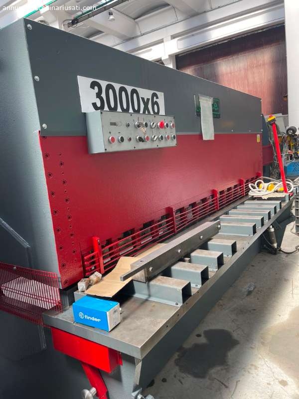 GADE HYDRAULIC SHEAR 3000