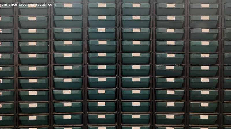 Cassettiera componibile per minuterie metalliche