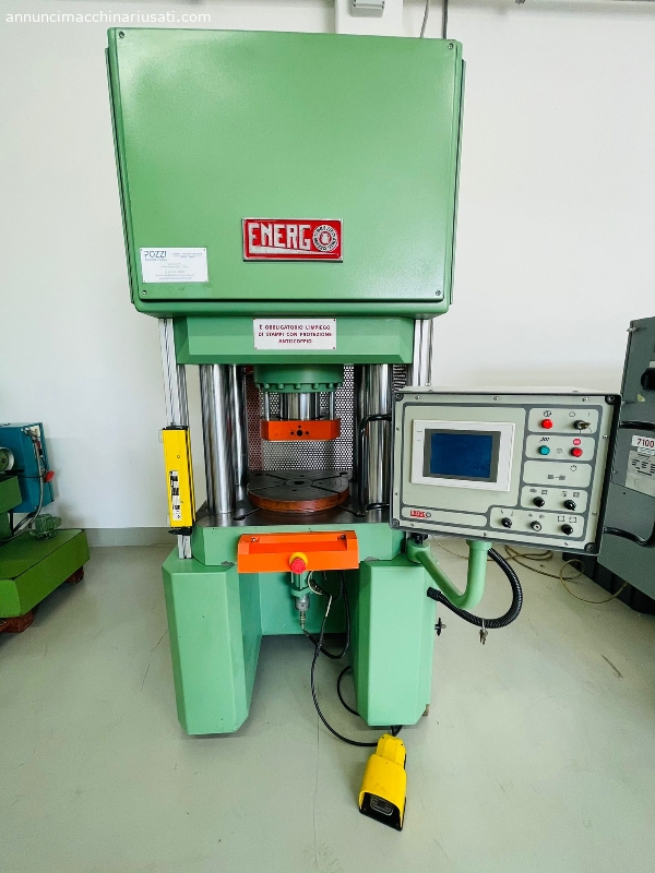 HYDRAULISCHE PRESSE ENERGO MOD. GTV 120 TONNEN MIT 4 SÄULEN 