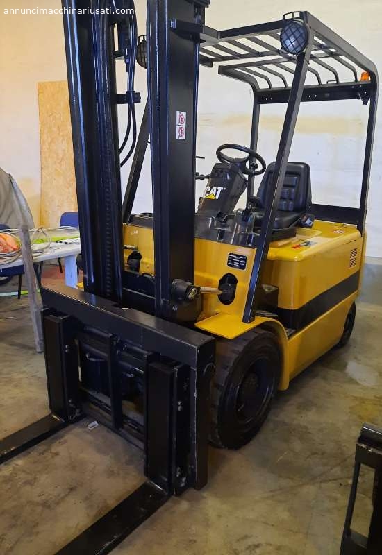 Electric forklift CAT 30 q