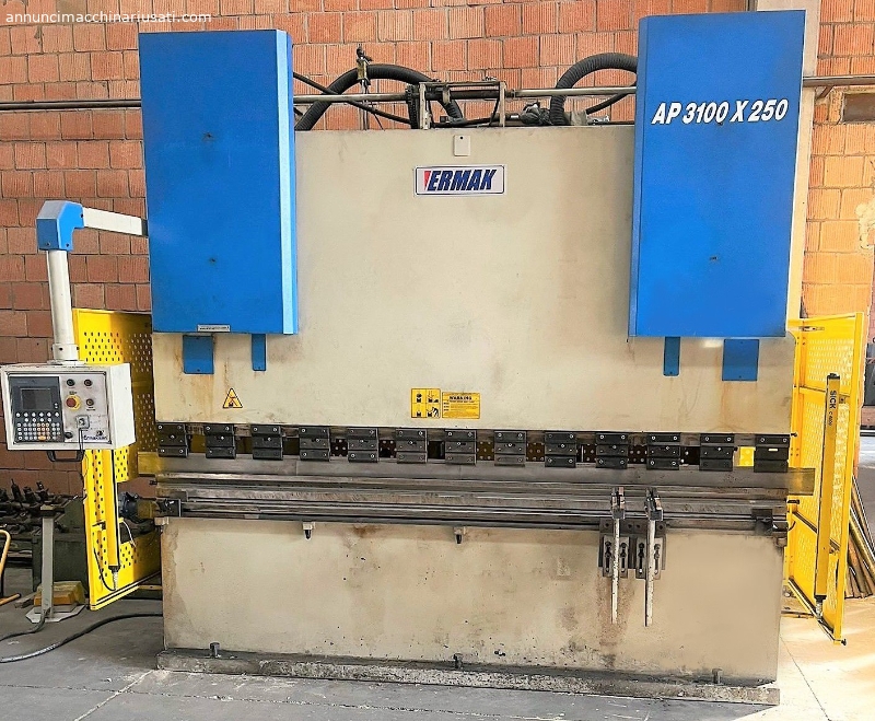 Cintreuse de tôle Ermak mod ap 3100 mm x 250 tonnes