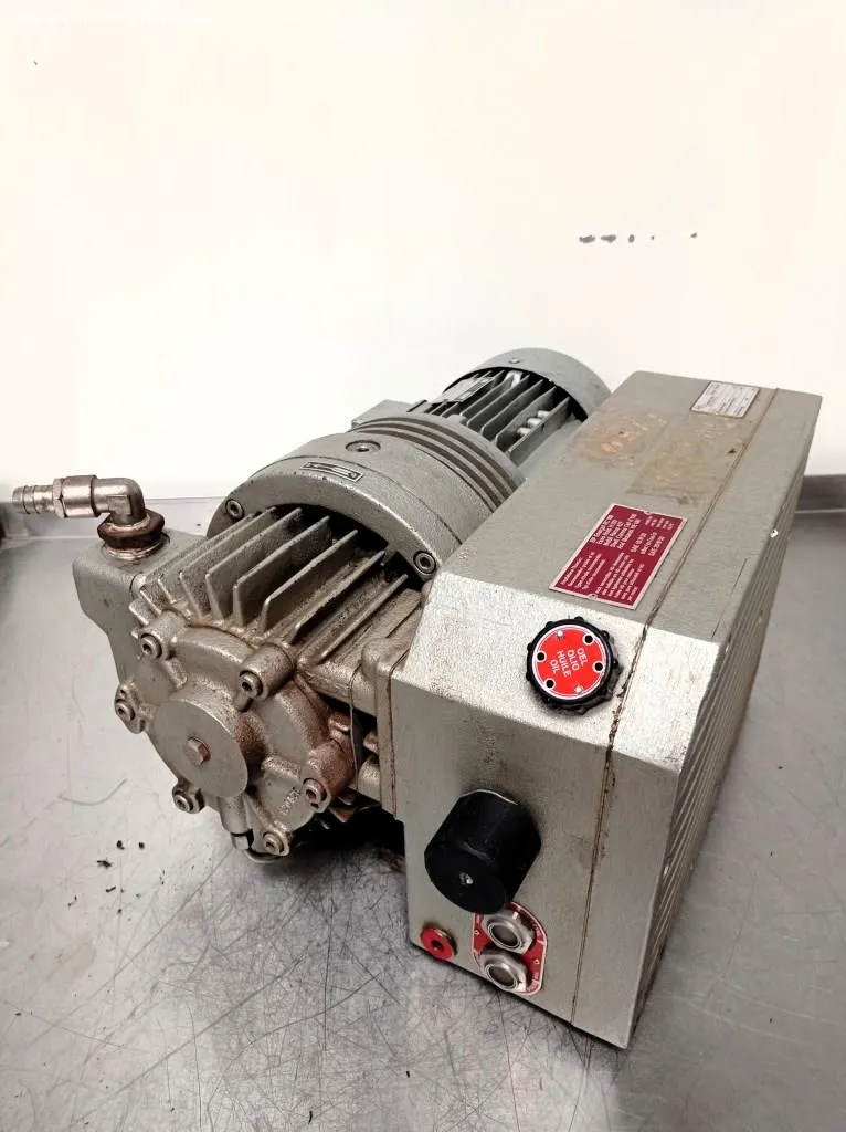 POMPE À VIDE – RIETSCHLE – MOD. VCE 40 (CODE MF-PR-POM-136 