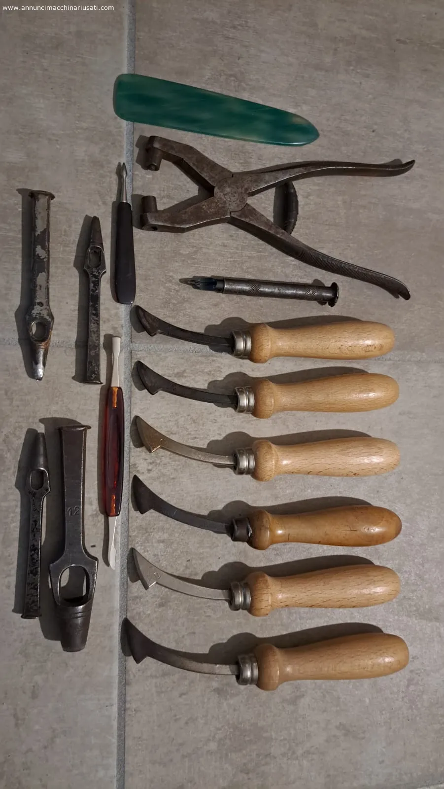 Maroquinerie : petits outils et matériels divers
