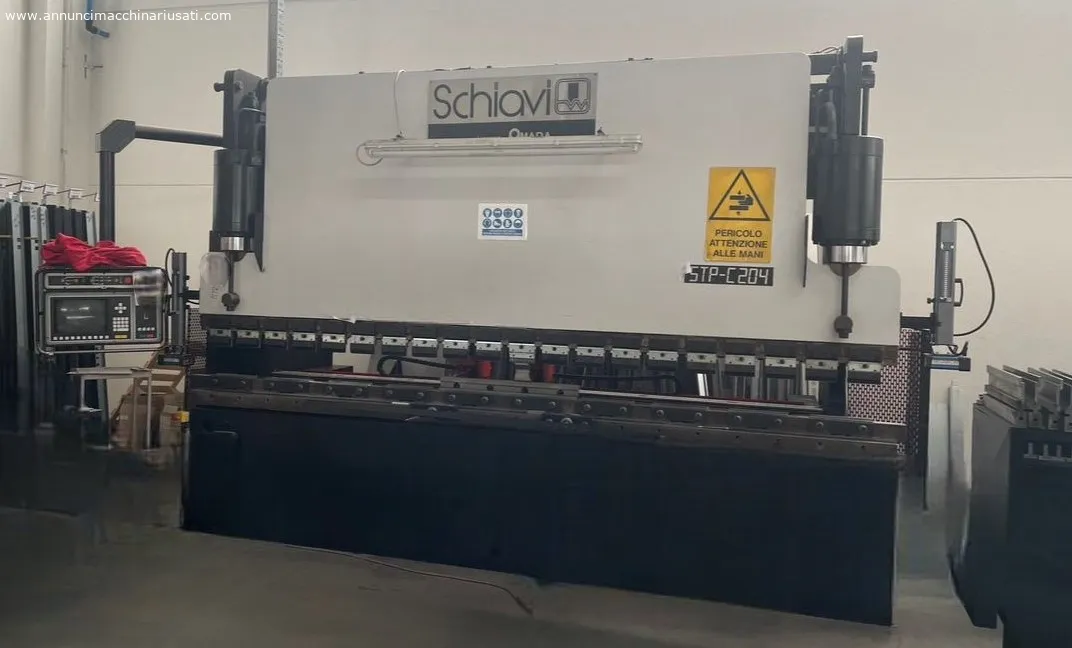 Cintreuse de tôle Schiavi Mod STP C 204