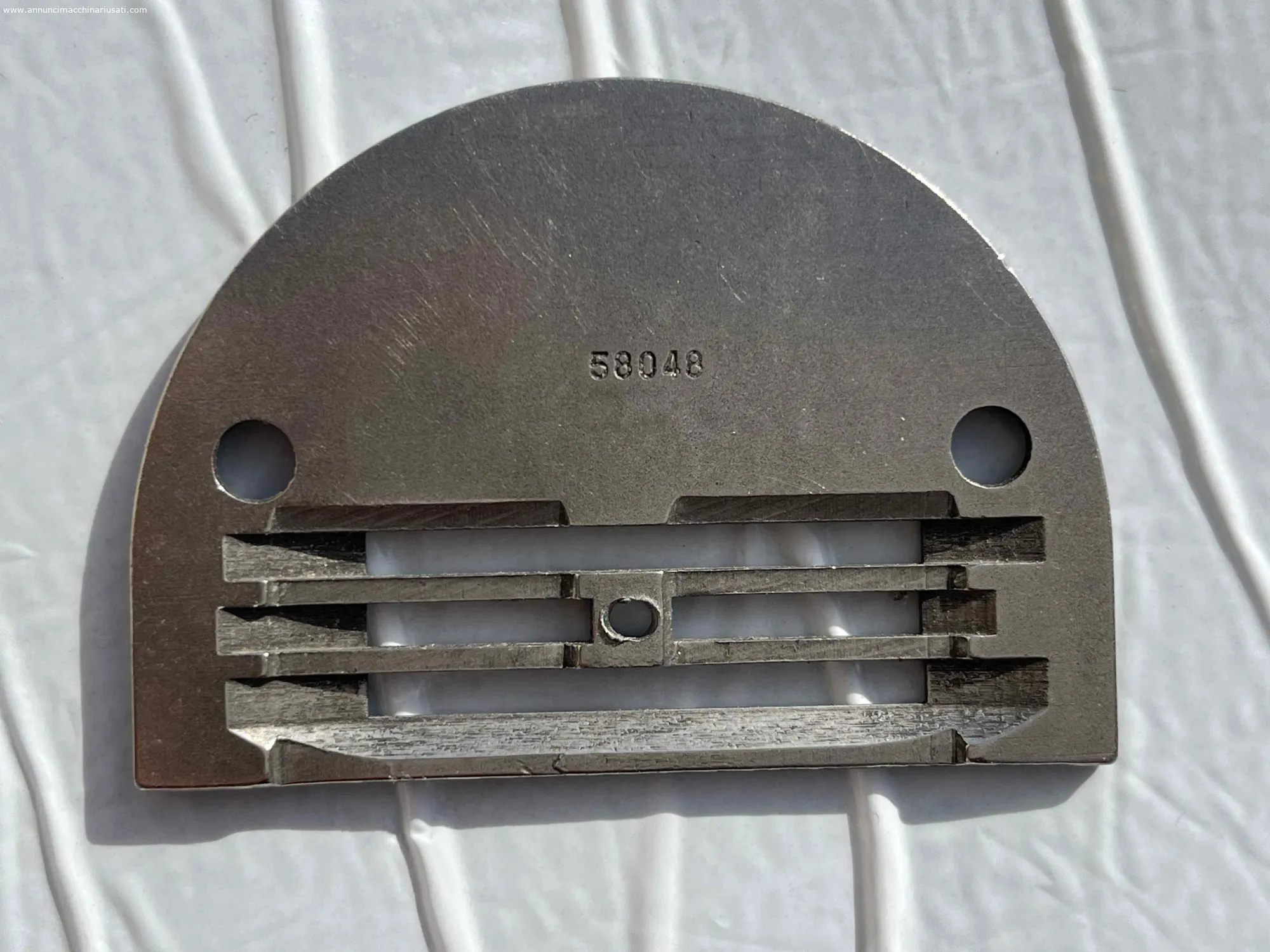 Placa de aguja Pfaff 58048