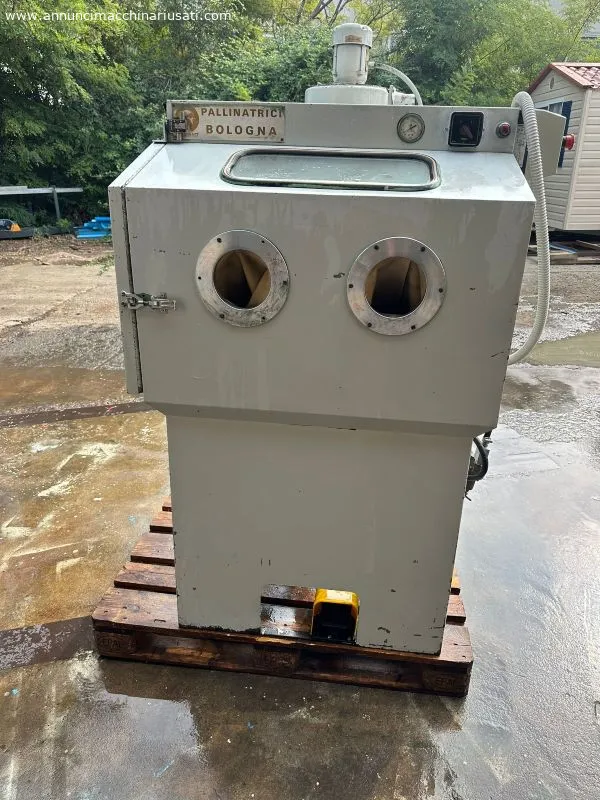 Used sandblaster