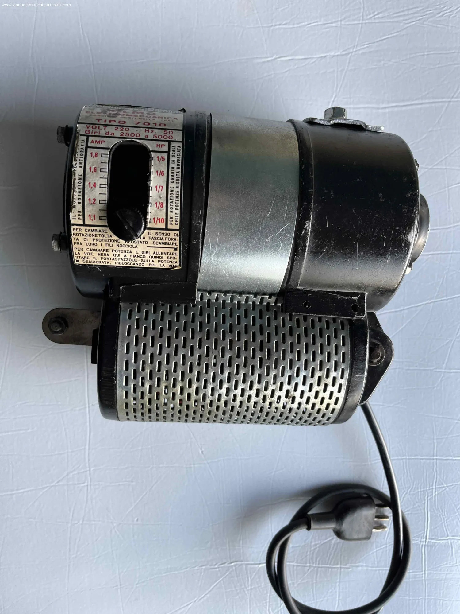 محرك ماكينة الخياطة أحادي الطور من النوع OLMO 7010