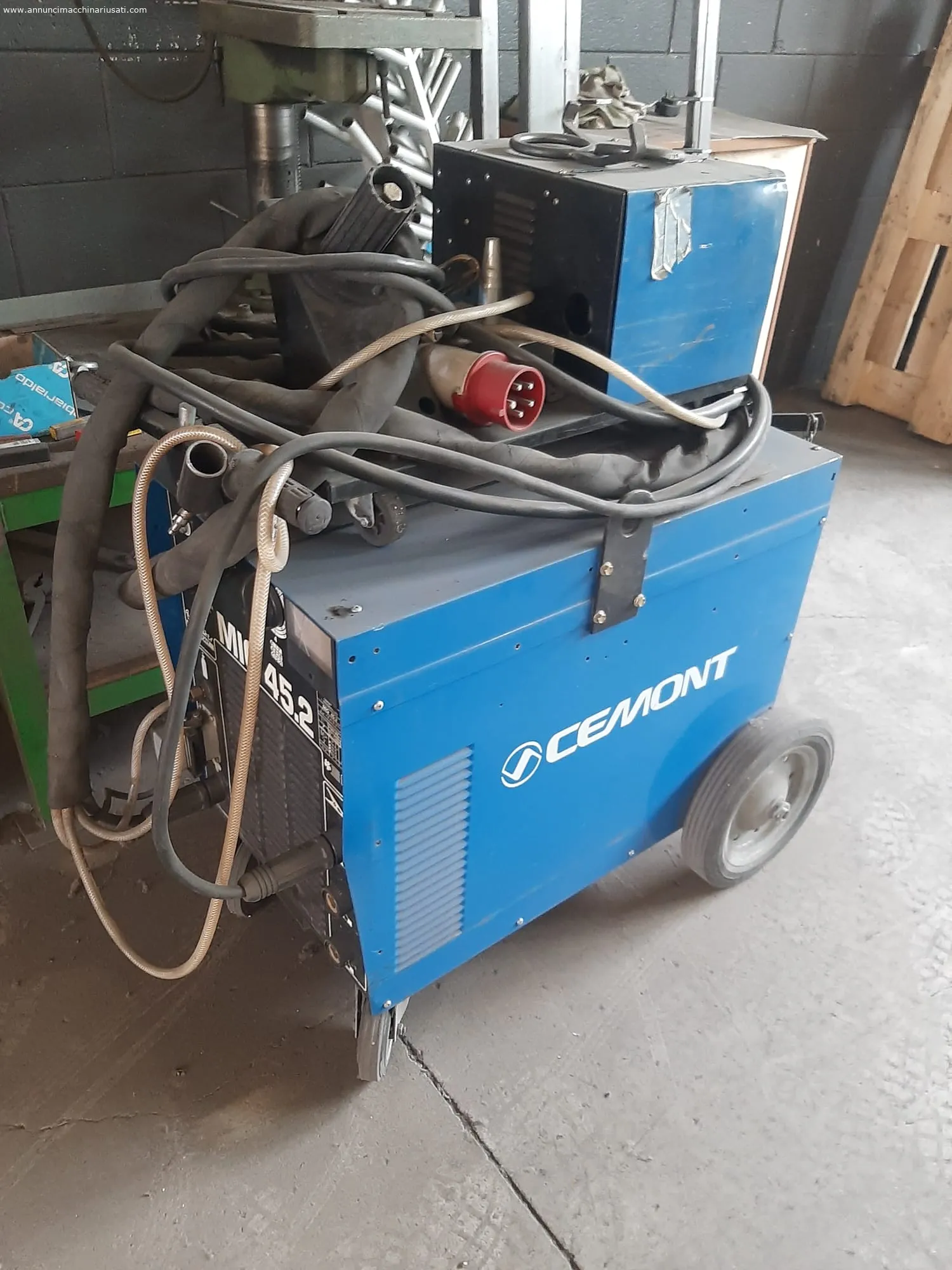 CEMONT WIRE WELDING MACHINE MIG 452 MODEL