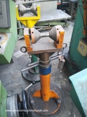 SUPPORTS RÉGLABLES POUR TUYAUX UTILISÉS 